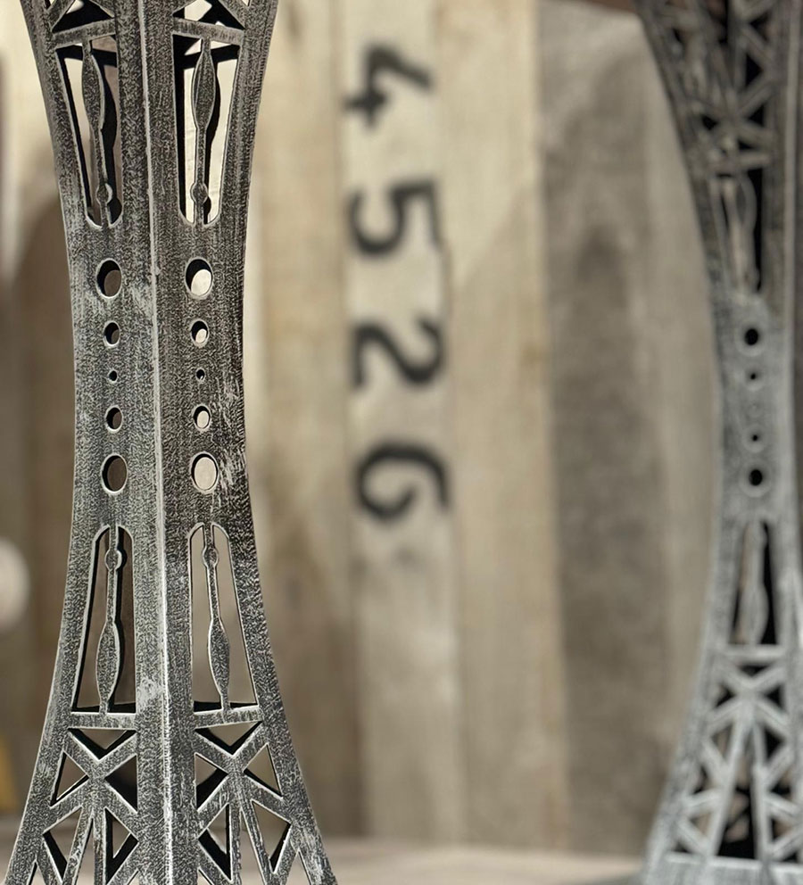 01-photos-pieds-tour-eiffel